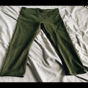 Fabletics Cropped Leggings